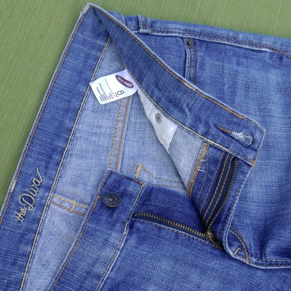 Old Navy Diva Boot Cut Jeans Size 8 Long - Picture 10 of 11